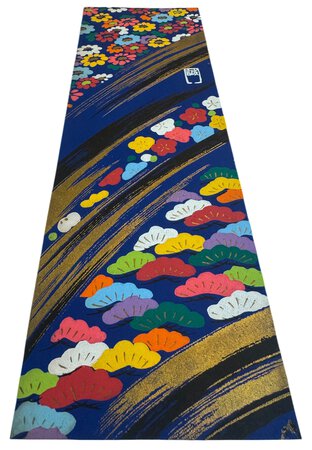 Fabric design with flower segments by Seishū, Sunagawa. 砂川誠秀